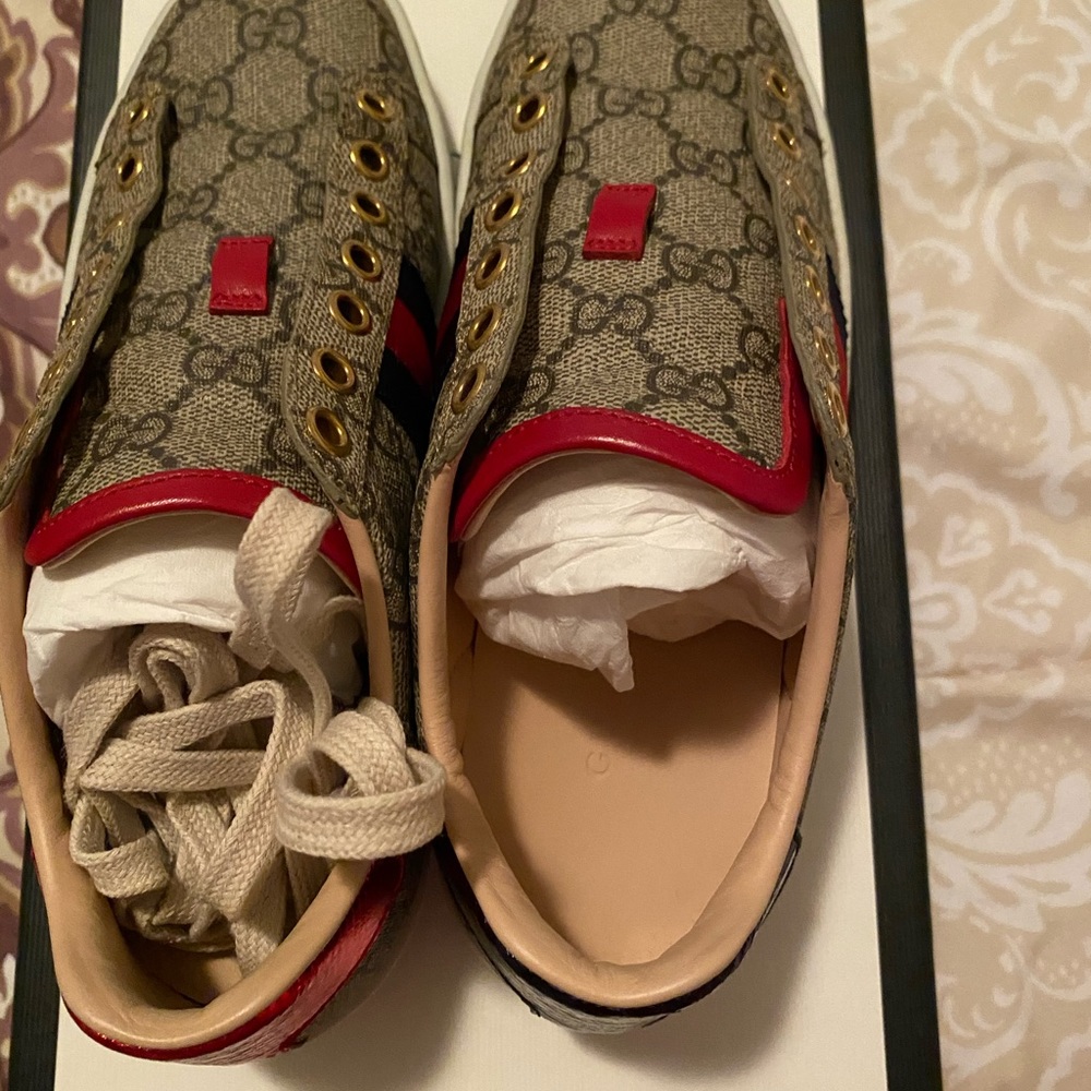 Unisex Gucci sneakers